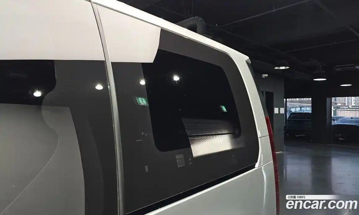 Hyundai Staria 2023 2.2 автомат (гидро), фото 27