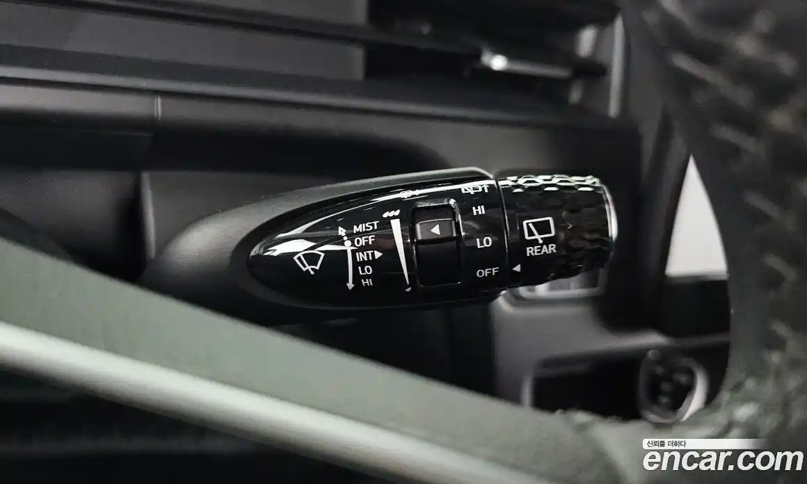 Hyundai Staria 2023 2.2 автомат (гидро), фото 28