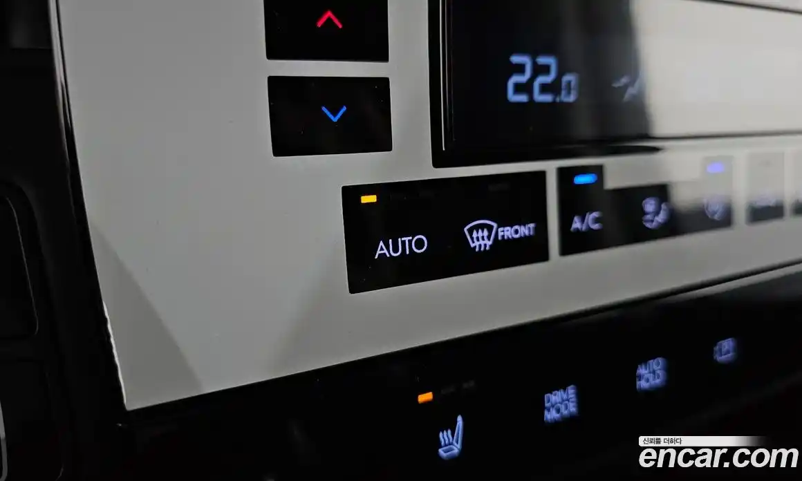 Hyundai Staria 2023 2.2 автомат (гидро), фото 30