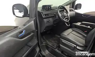 Hyundai Staria 2025 3.5 автомат (гидро), миниатюра 12