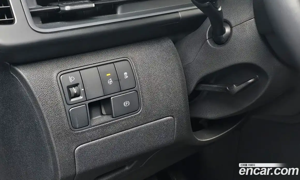 Hyundai Staria 2025 3.5 автомат (гидро), фото 22