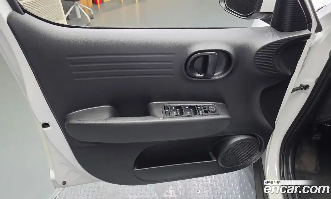 Hyundai Casper 2022 1.0 автомат (гидро), фото 14