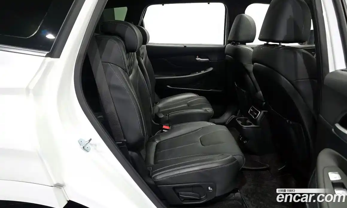 Hyundai Santa Fe 2023 2.5 автомат (гидро), фото 12