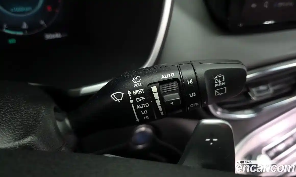 Hyundai Santa Fe 2023 2.5 автомат (гидро), фото 18