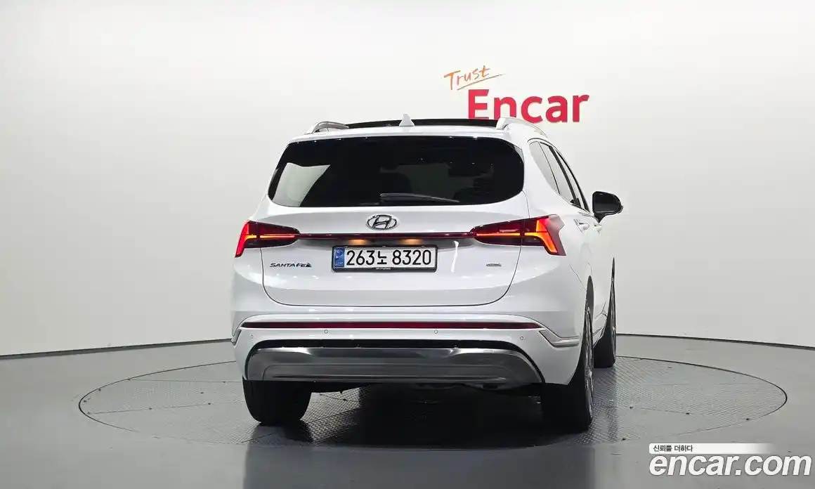 Hyundai Santa Fe 2023 2.5 автомат (гидро), фото 4