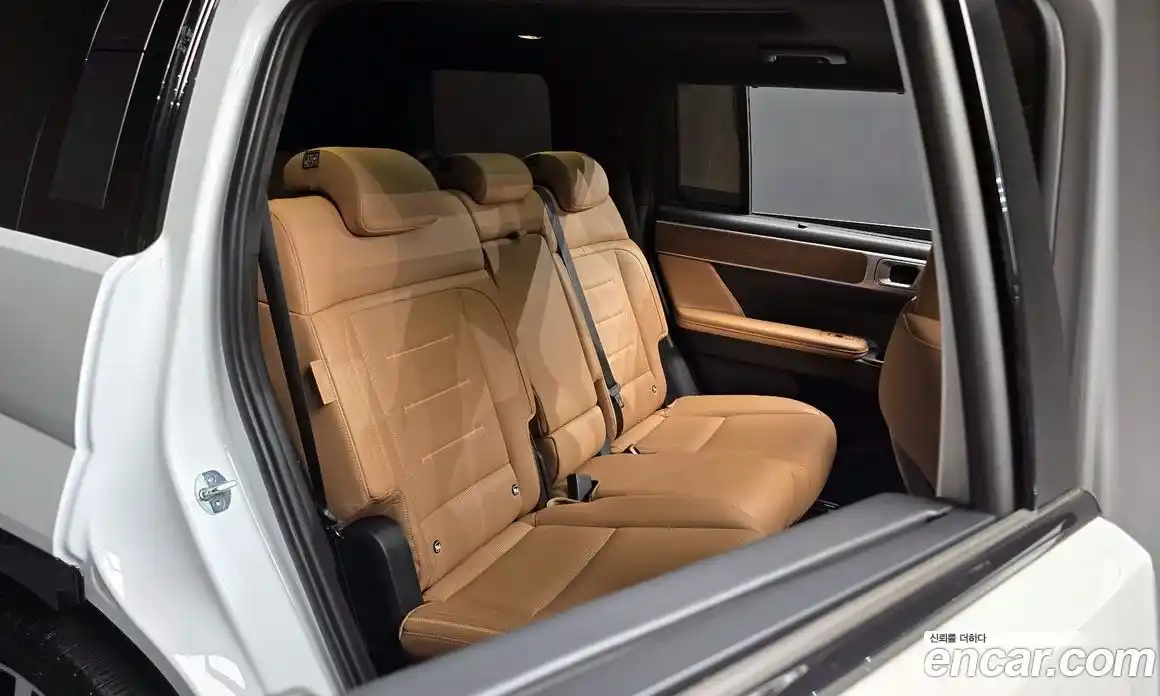 Hyundai Santa Fe 2023 2.5 автомат (гидро), фото 16