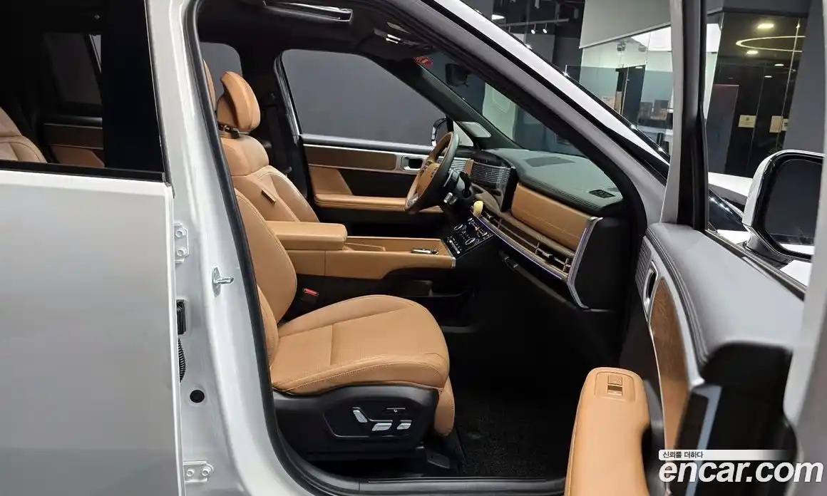 Hyundai Santa Fe 2023 2.5 автомат (гидро), фото 17