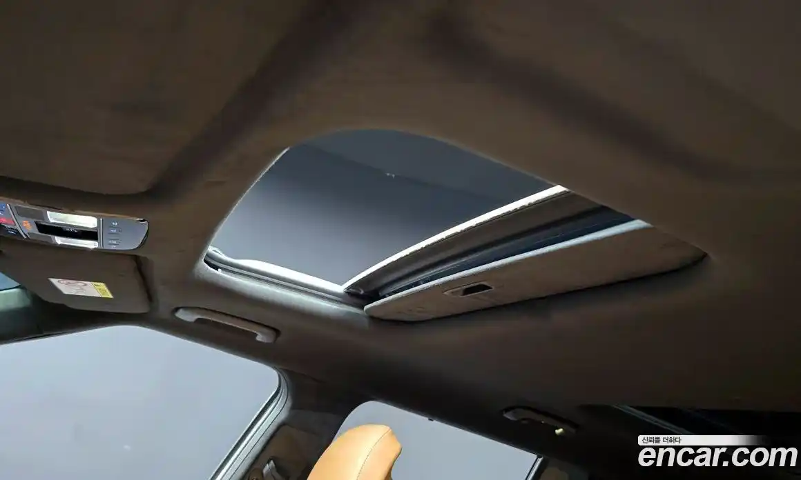 Hyundai Santa Fe 2023 2.5 автомат (гидро), фото 28