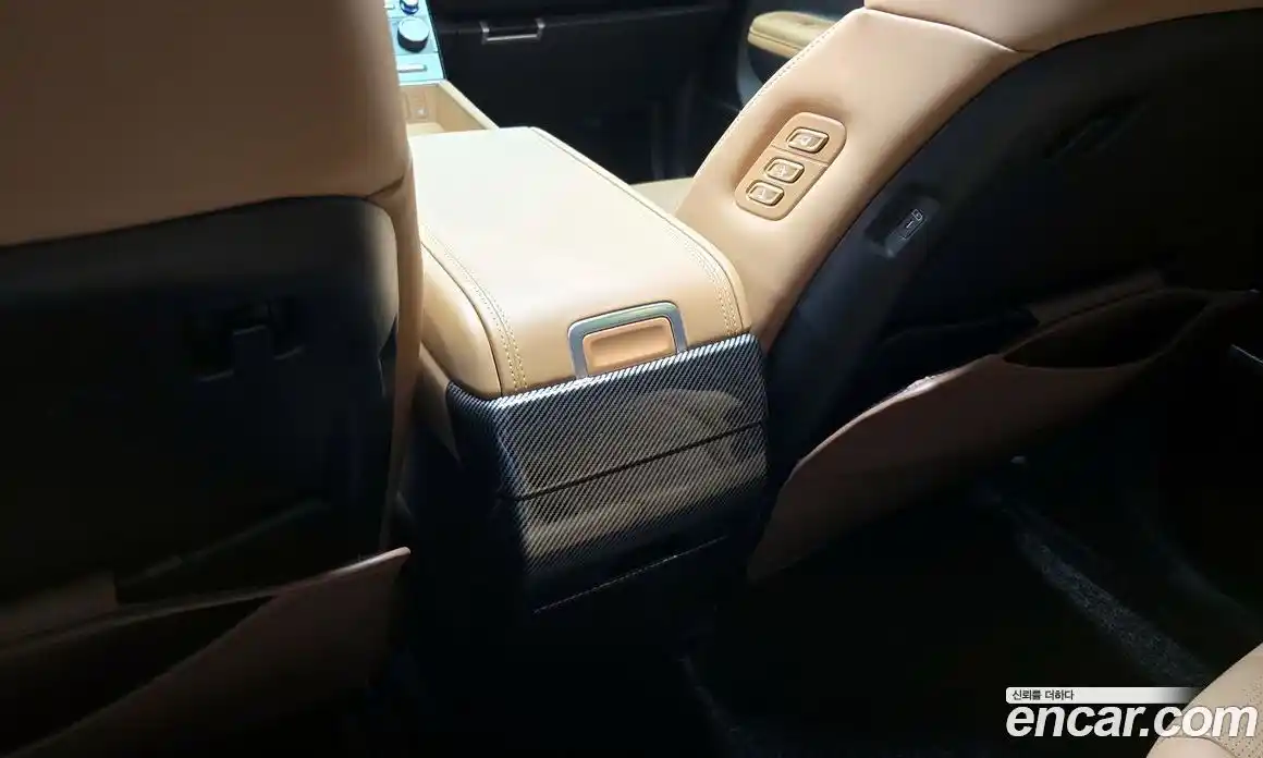 Hyundai Santa Fe 2023 2.5 автомат (гидро), фото 29
