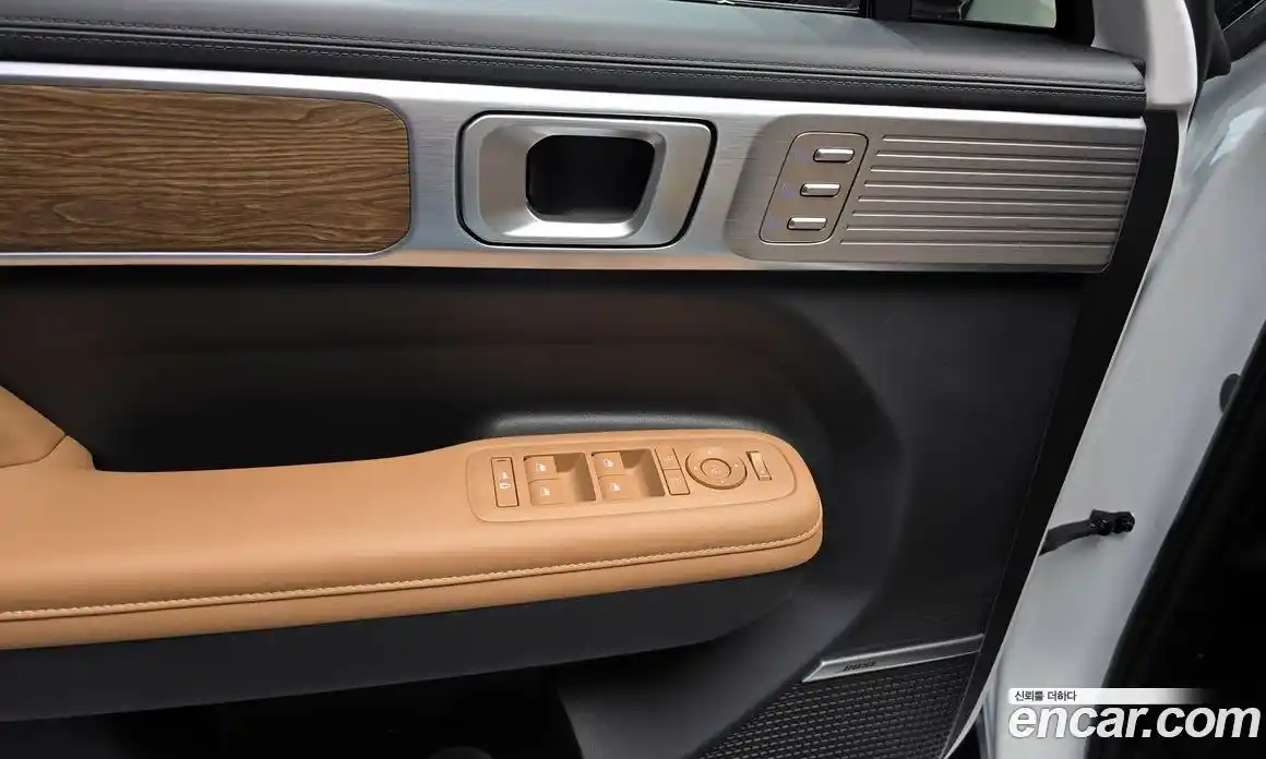 Hyundai Santa Fe 2023 2.5 автомат (гидро), фото 31