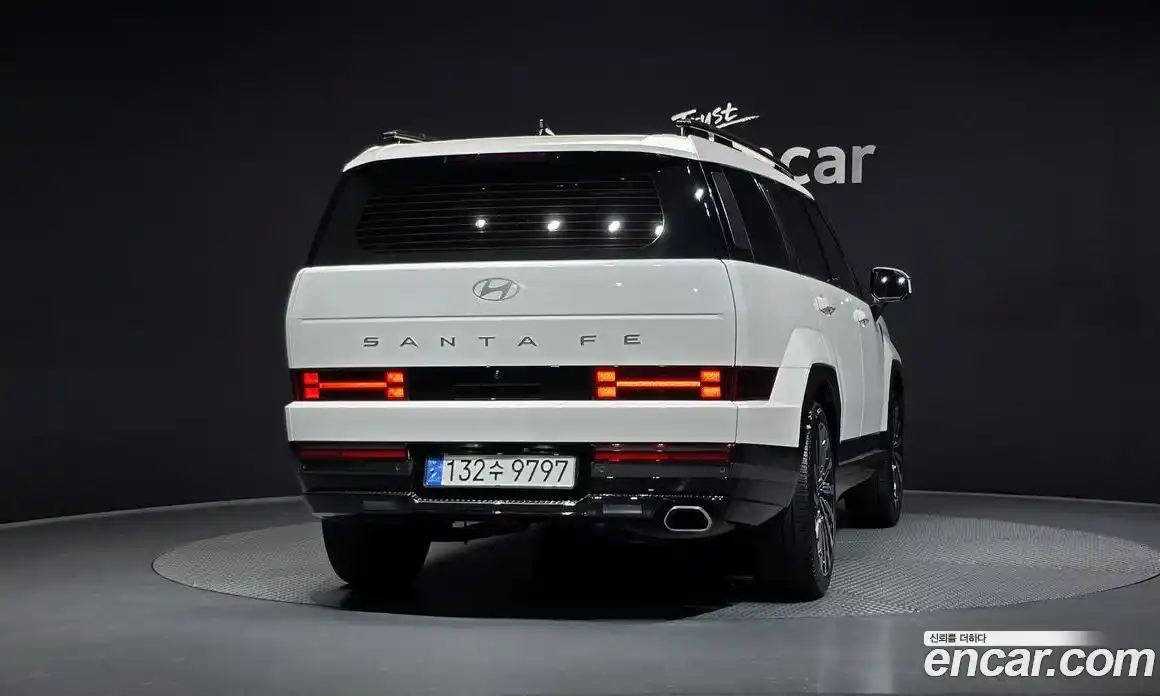 Hyundai Santa Fe 2023 2.5 автомат (гидро), фото 4