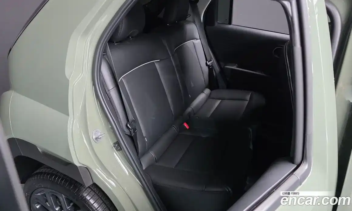 Hyundai Casper 2023 1.0 автомат (гидро), фото 16