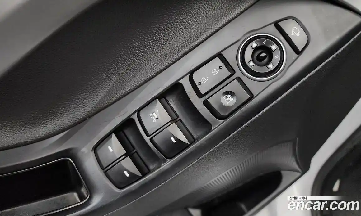 Hyundai Avante 2013 1.6 автомат (гидро), фото 28