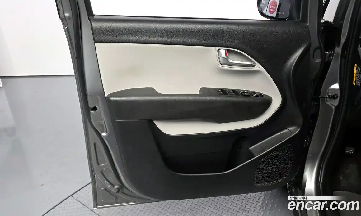 Kia Ray 2024 1.0 автомат (гидро), фото 14
