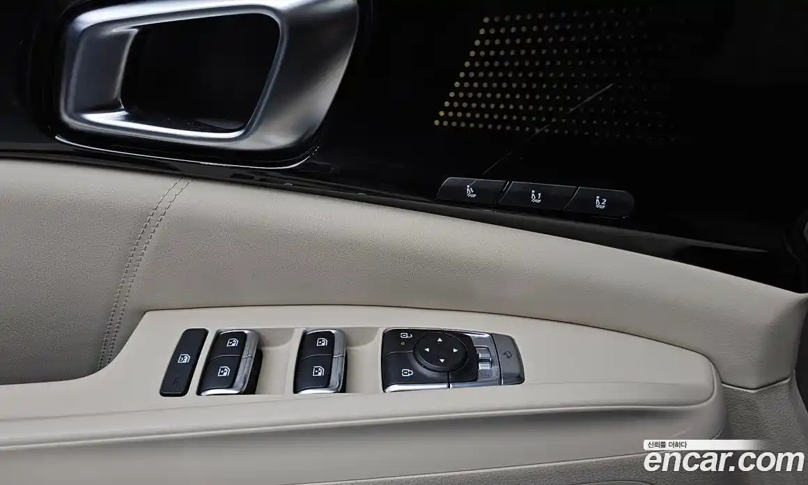 Kia Carnival 2025 2.2 автомат (гидро), фото 12