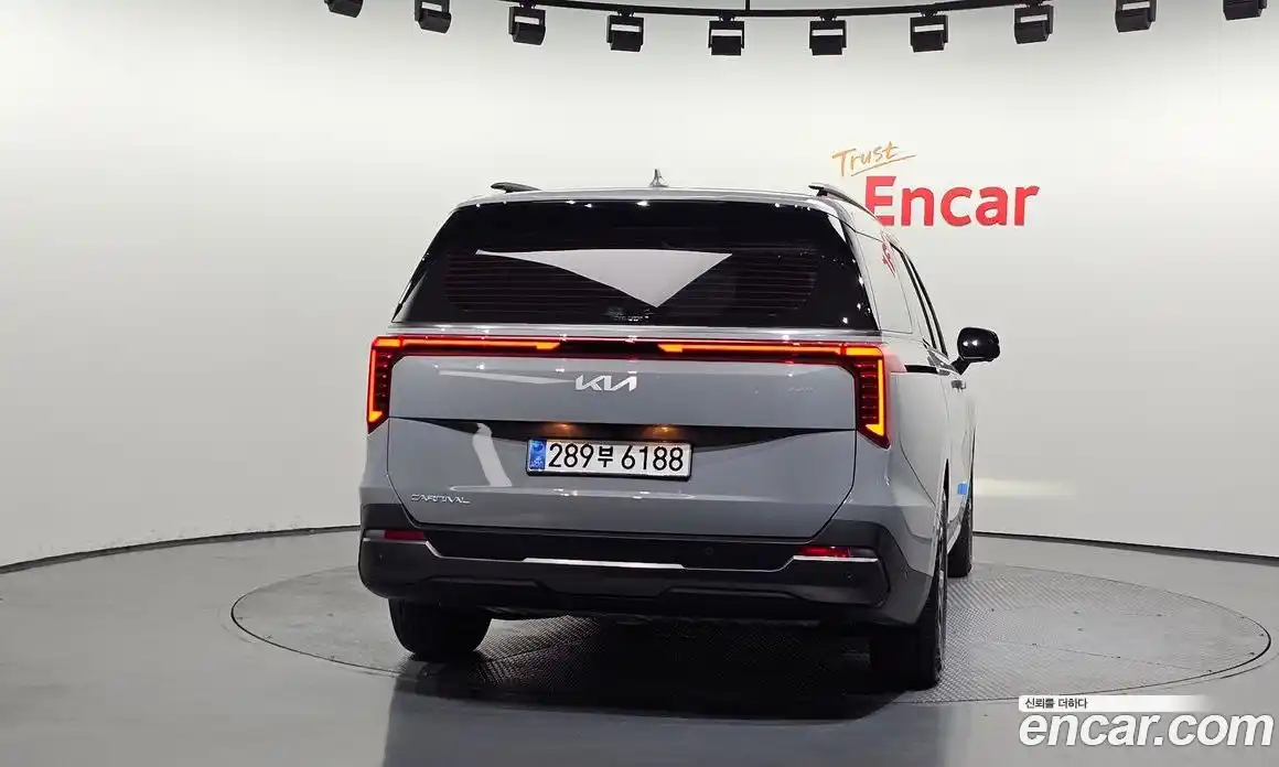 Kia Carnival 2025 2.2 автомат (гидро), фото 4