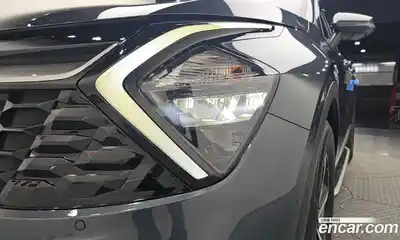 Kia Sportage 2022 1.6 автомат (гидро), миниатюра 7