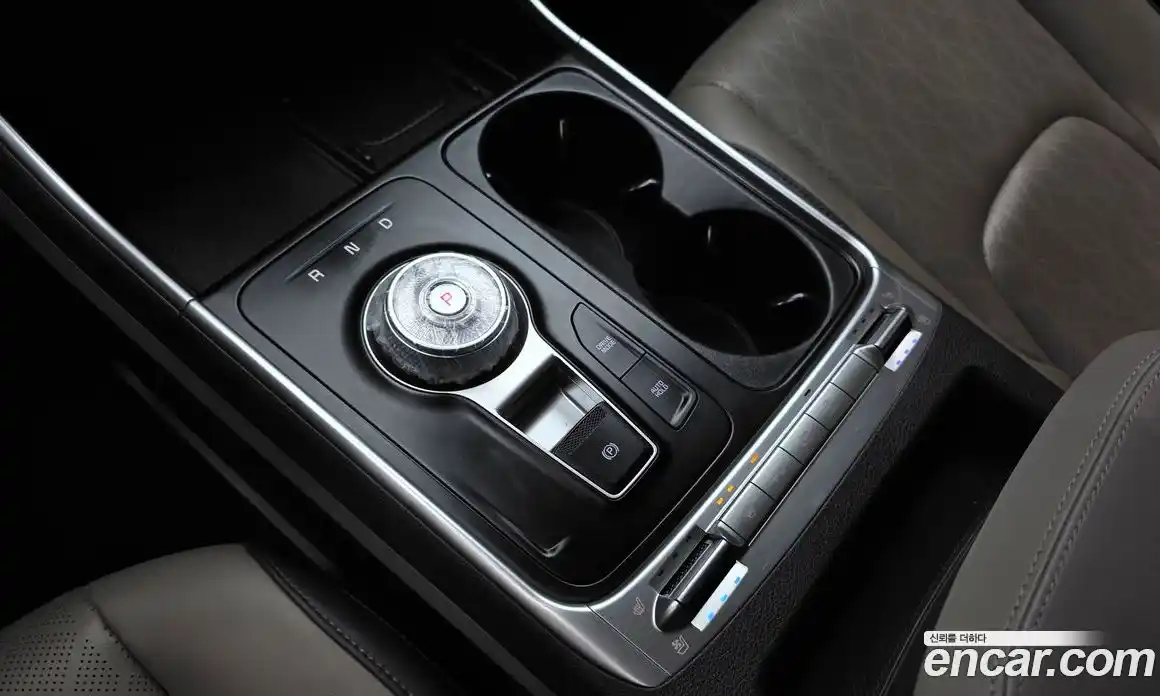 Kia Carnival 2024 2.2 автомат (гидро), фото 12