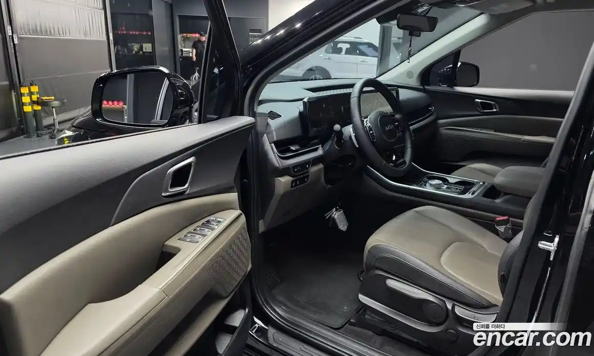 Kia Carnival 2024 2.2 автомат (гидро), фото 13