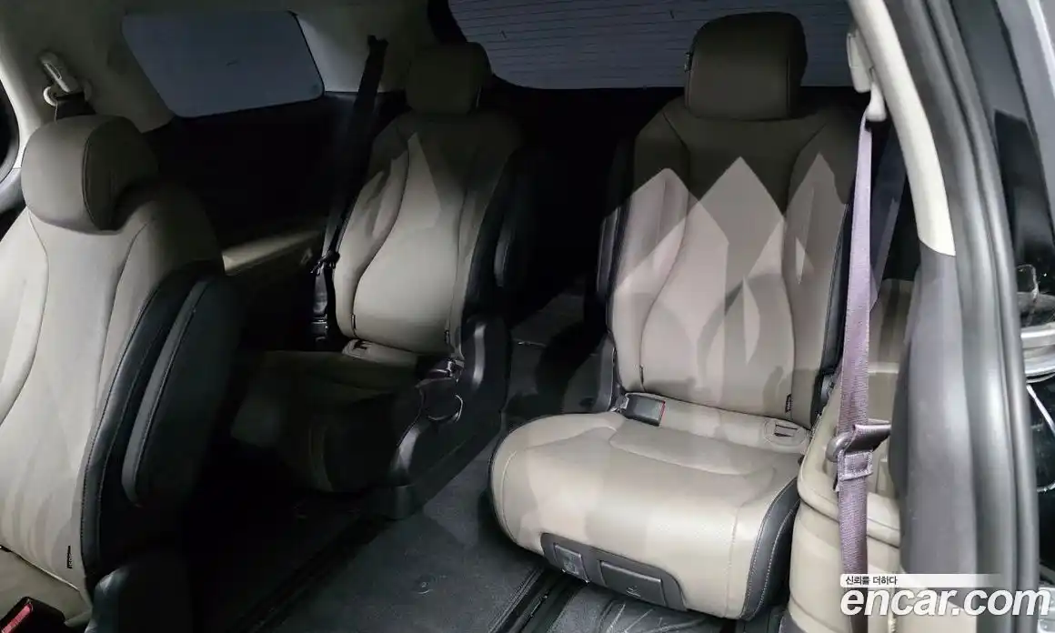Kia Carnival 2024 2.2 автомат (гидро), фото 19