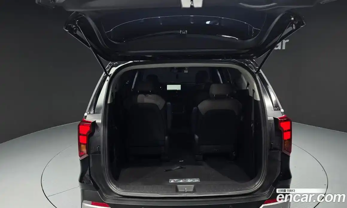 Kia Carnival 2024 2.2 автомат (гидро), фото 26