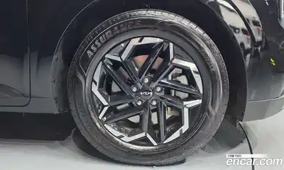 Kia Carnival 2024 2.2 автомат (гидро), миниатюра 5