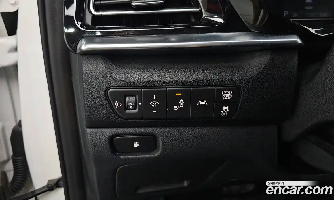 Kia Niro 2021 1.6 автомат (гидро), фото 24