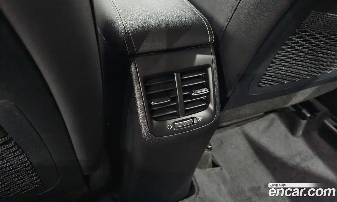 Kia Niro 2021 1.6 автомат (гидро), фото 32