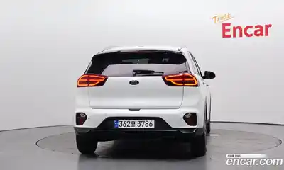 Kia Niro 2021 1.6 автомат (гидро), миниатюра 4