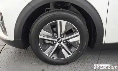 Kia Niro 2021 1.6 автомат (гидро), миниатюра 5