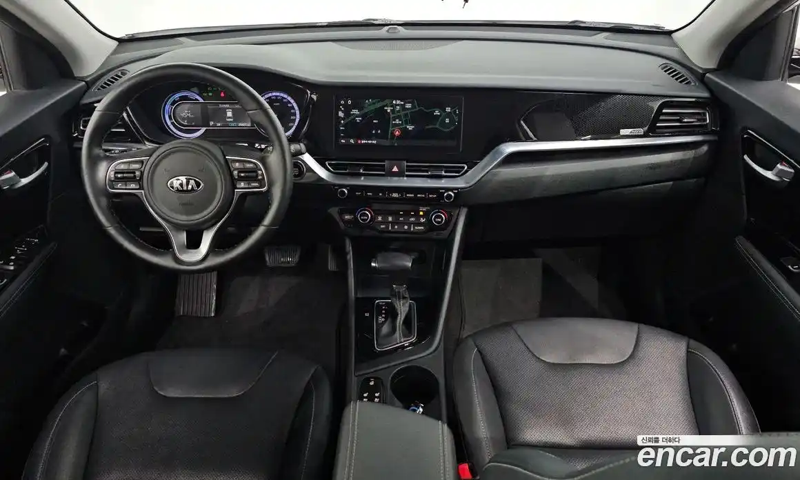 Kia Niro 2021 1.6 автомат (гидро), фото 10