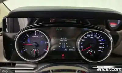 Kia Carnival 2021 2.2 автомат (гидро), миниатюра 11
