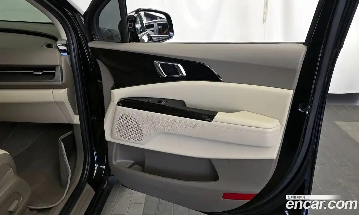 Kia Carnival 2021 2.2 автомат (гидро), фото 15