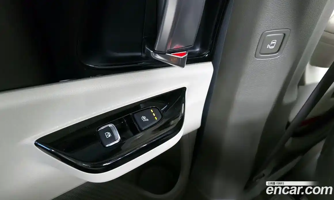Kia Carnival 2021 2.2 автомат (гидро), фото 25