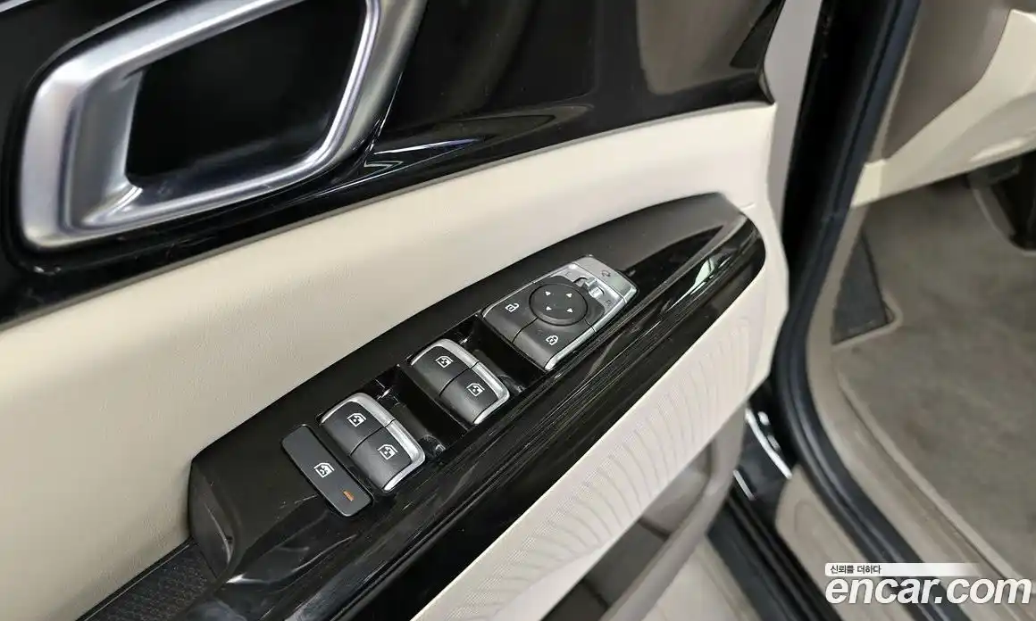Kia Carnival 2021 2.2 автомат (гидро), фото 27