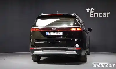 Kia Carnival 2021 2.2 автомат (гидро), миниатюра 4