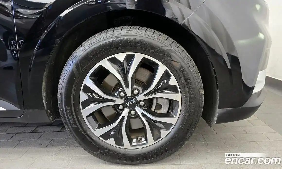 Kia Carnival 2021 2.2 автомат (гидро), фото 7