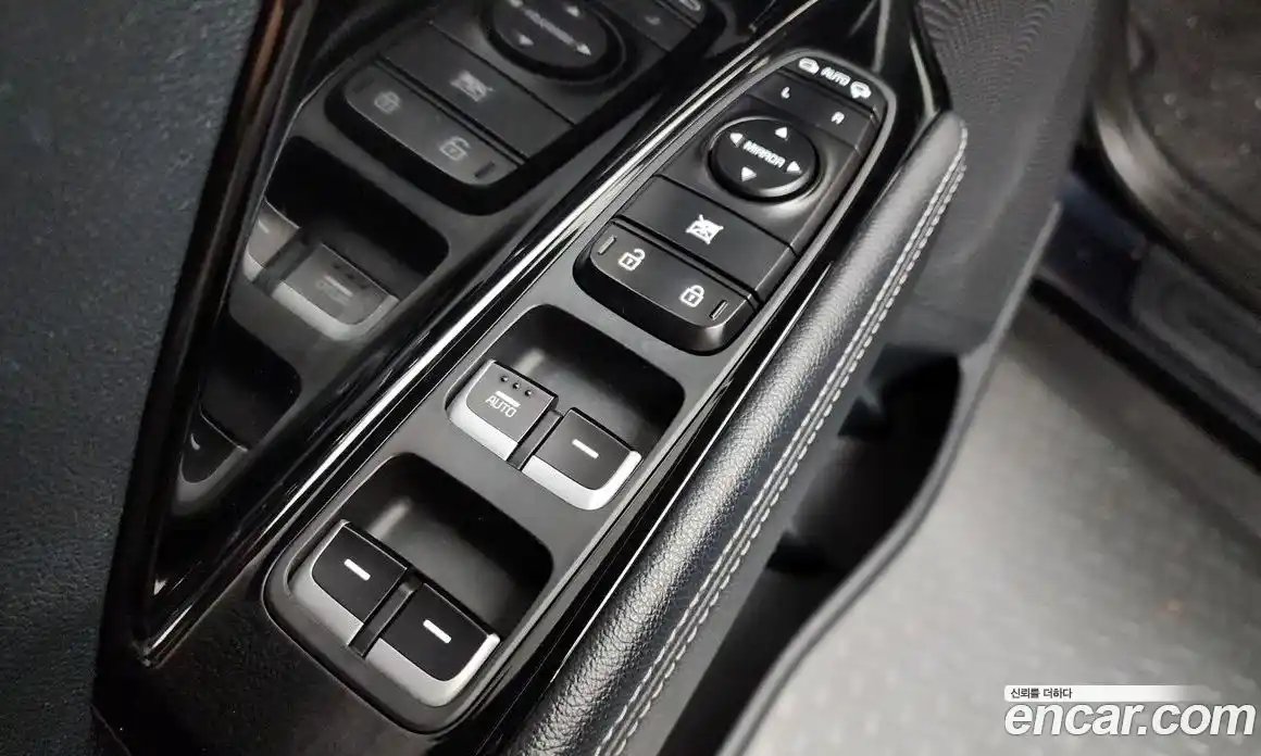 Kia Niro 2021 1.6 автомат (гидро), фото 29