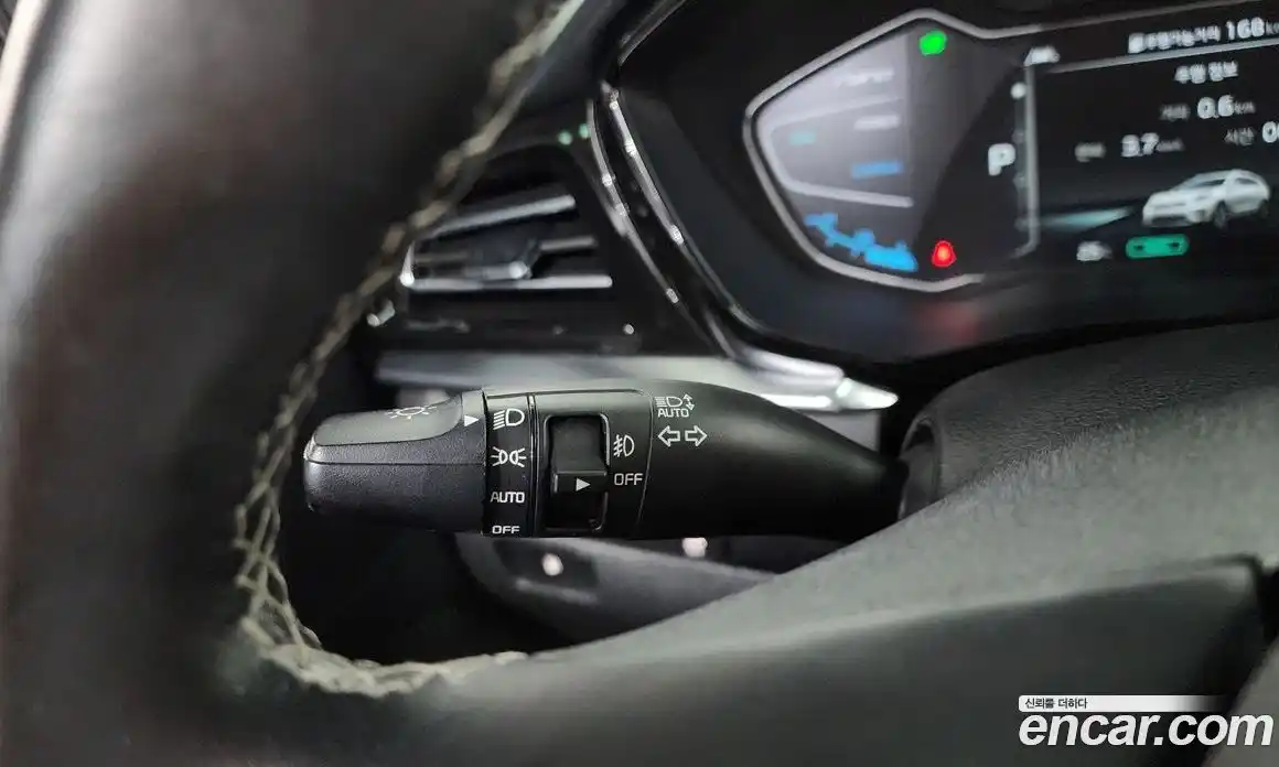 Kia Niro 2021 1.6 автомат (гидро), фото 35