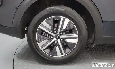 Kia Niro 2021 1.6 автомат (гидро), миниатюра 5