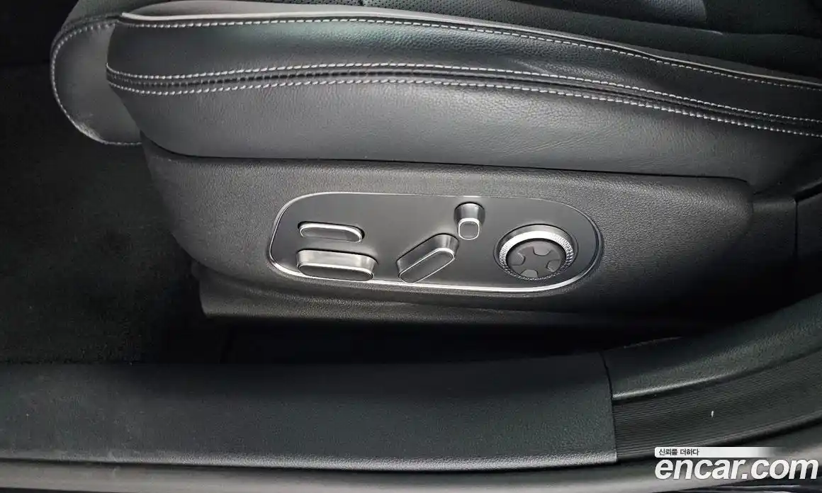Genesis G90 2024 3.5 автомат (гидро), фото 32