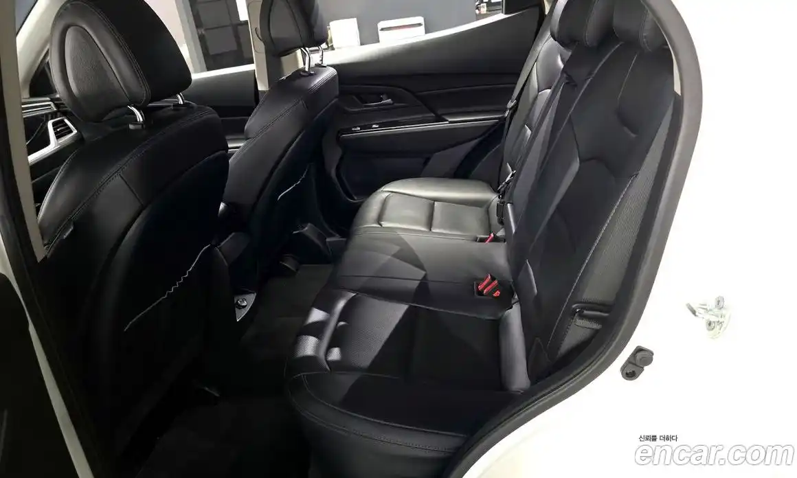 SsangYong Korando 2022 1.5 автомат (гидро), фото 12