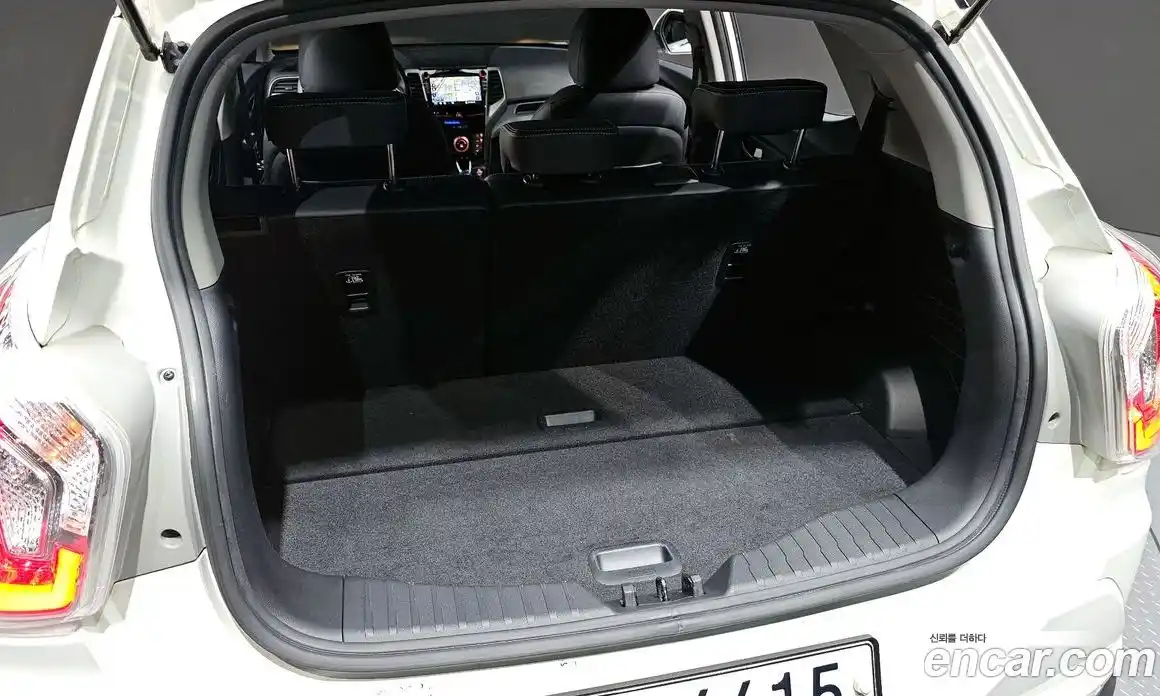SsangYong TIBOLI 2019 1.6 автомат (гидро), фото 28