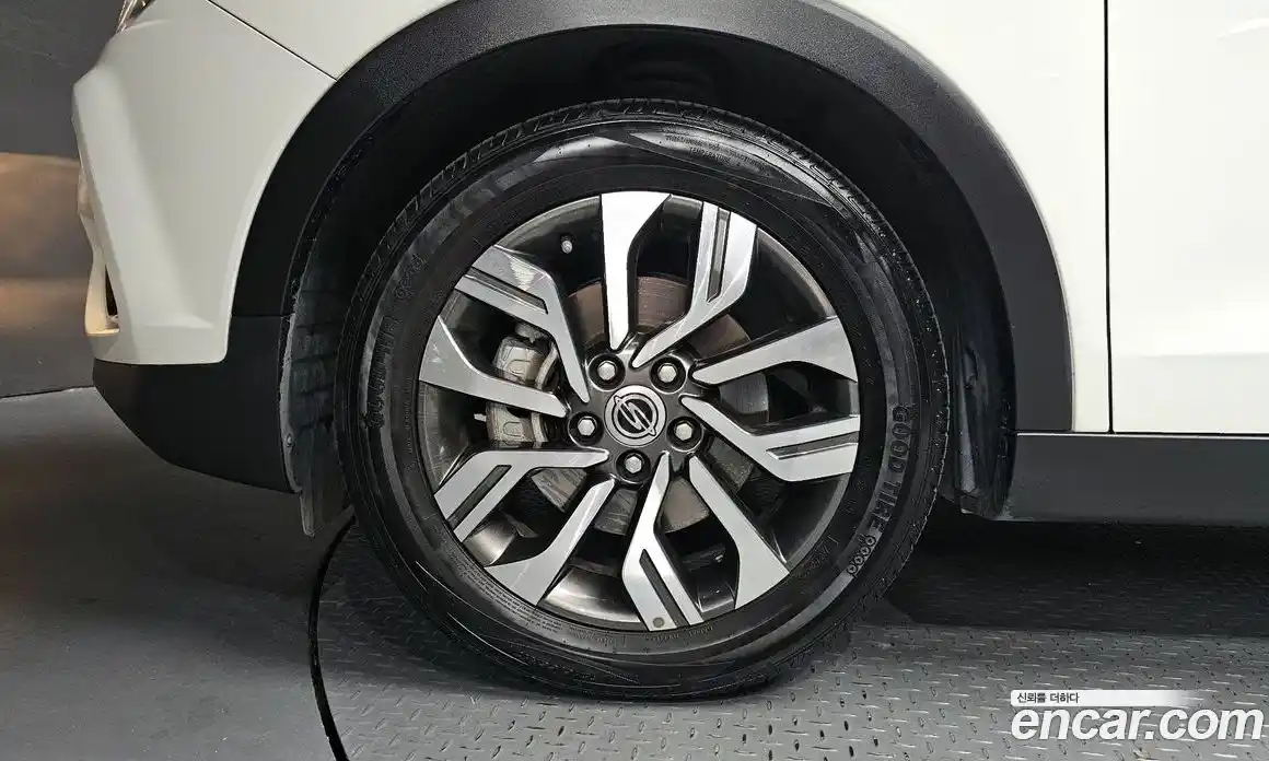 SsangYong TIBOLI 2019 1.6 автомат (гидро), фото 4