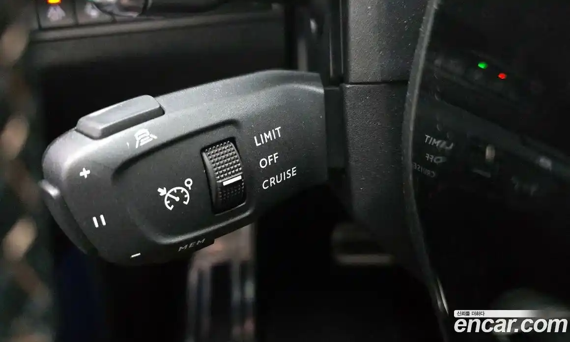 Peugeot 3008 2024 1.2 автомат (гидро), фото 24