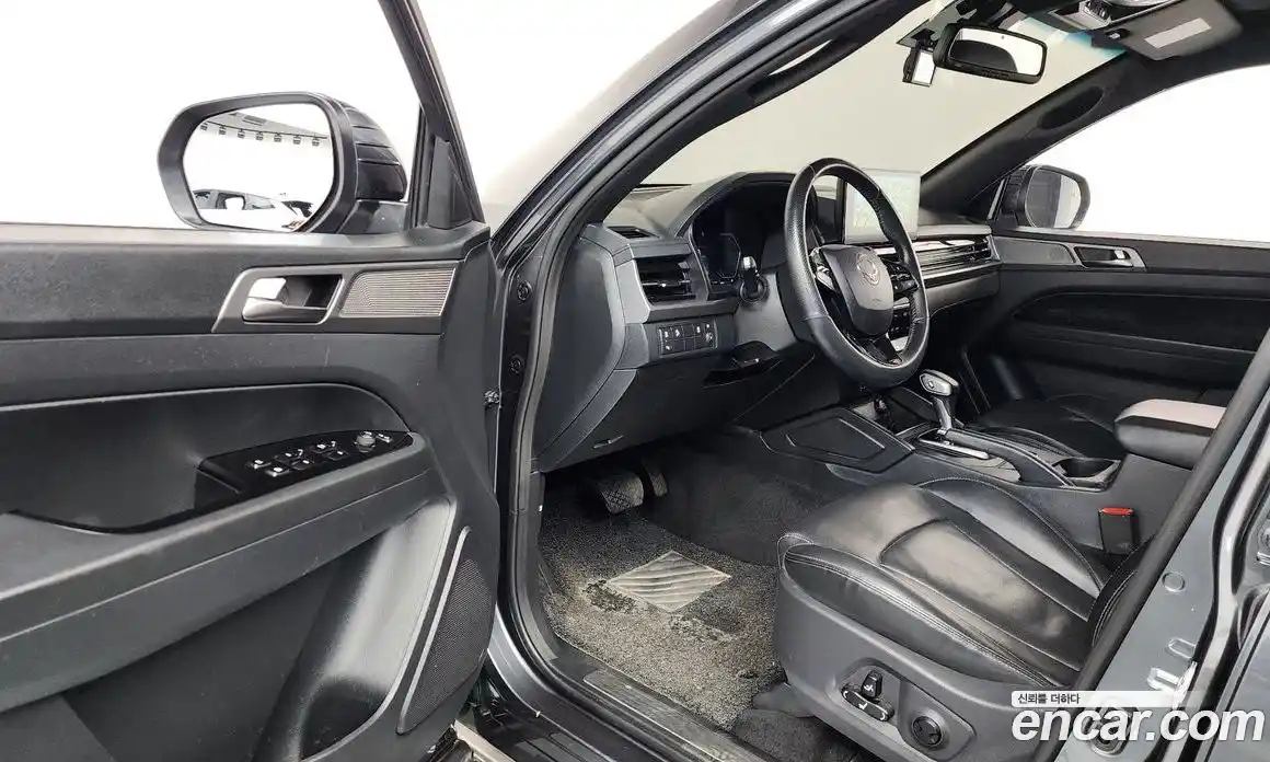 SsangYong Rexton 2024 2.2 автомат (гидро), фото 13