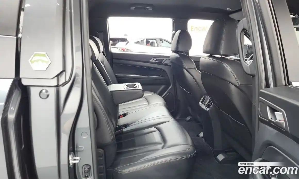 SsangYong Rexton 2024 2.2 автомат (гидро), фото 17