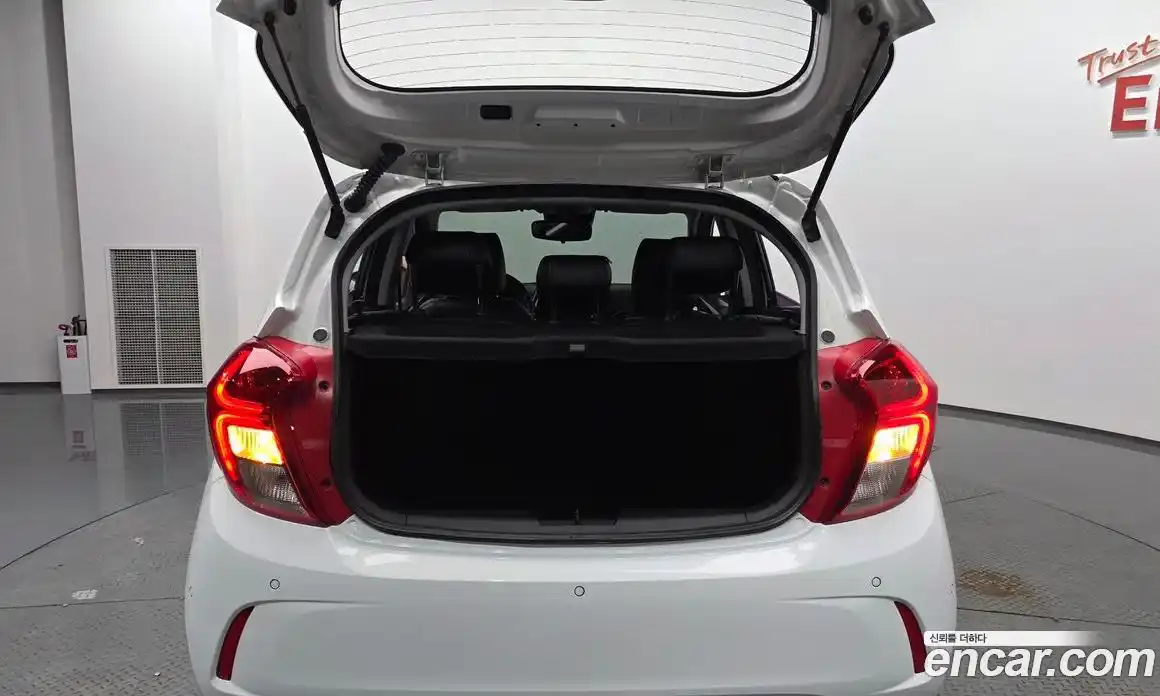 Chevrolet Spark 2016 1.0 гидро, фото 25