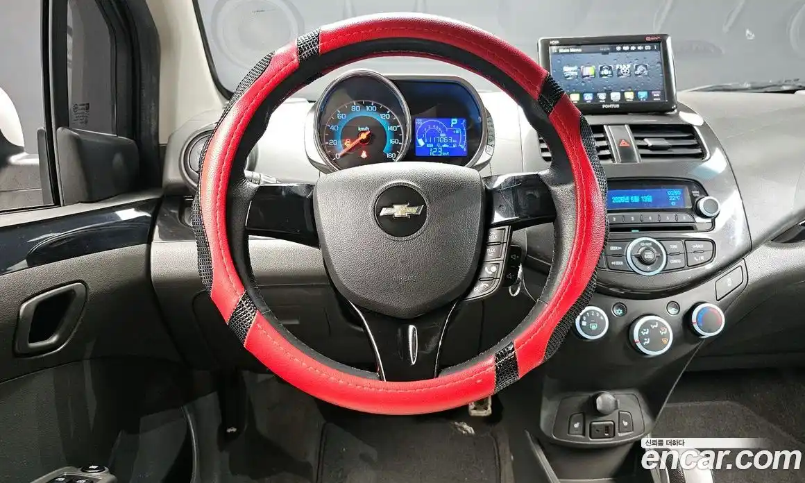 Chevrolet Spark 2015 1.0 автомат (гидро), фото 12