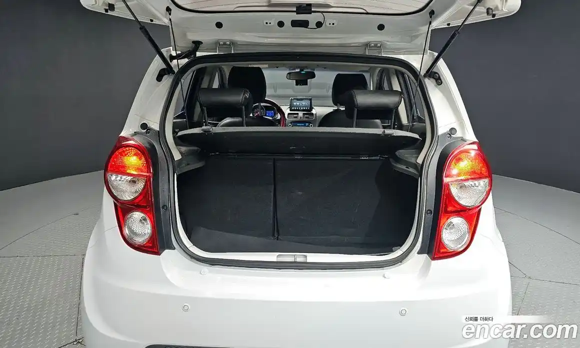 Chevrolet Spark 2015 1.0 автомат (гидро), фото 20